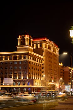  外部环境复杂多变；资本市场筑牢风险防波堤；内在稳定性显著增强。 股票财经