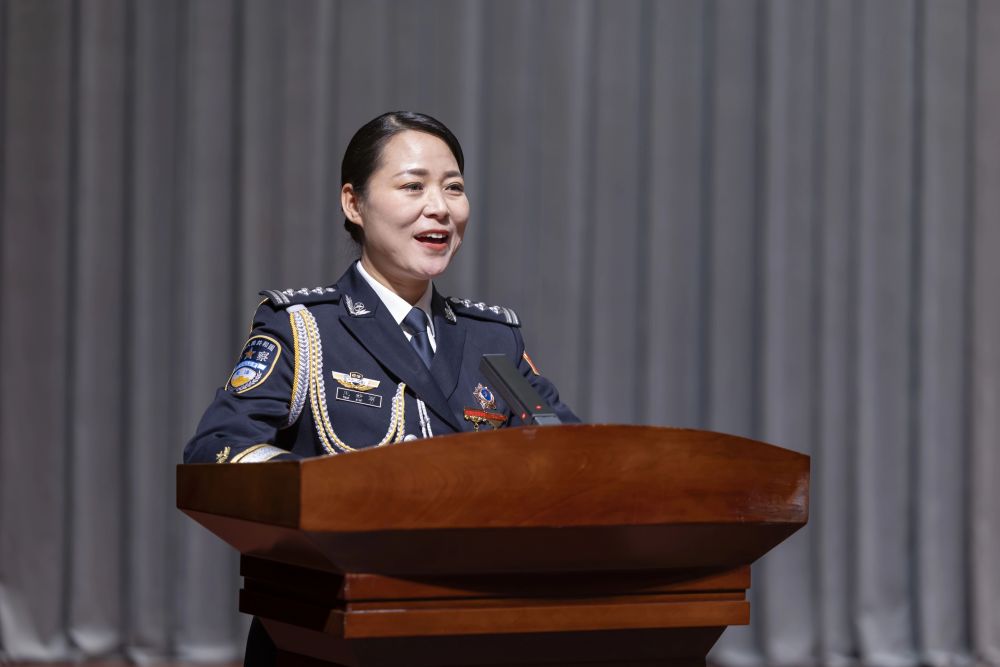 中央政法委发出号召;学习王妙丽同志先进事迹,弘扬新时代政法精神。 新闻 中央政法委发出号召;学习王妙丽同志先进事迹,弘扬新时代政法精神。 新闻 中央政法委发出号召;学习王妙丽同志先进事迹,弘扬新时代政法精神。 新闻