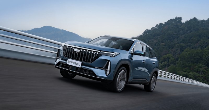  吉利博越L小蓝灯版即将登场；千里浩瀚辅助驾驶H3方案助力智能平权；晴山蓝配色增添专属雅韵。 汽车科技