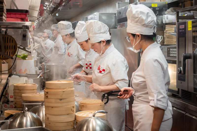  【深度拆解】餐饮品牌危机传播：西贝事件的系统性公关启示 新闻