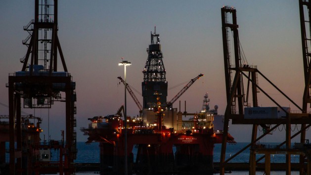  从82%到80%：全球能源结构十年剧变，天然气凭什么成为唯一增长品种？ 新闻