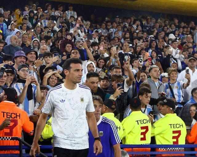  技术视角深度解析：阿根廷友谊赛2比1背后的战术困局 体育新闻