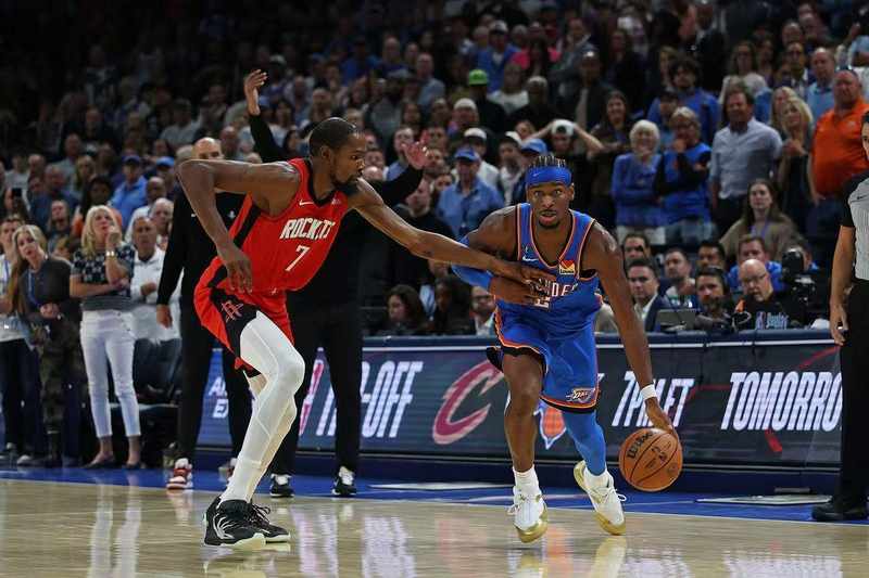  [传奇转身与新篇开启] 里弗斯退休、莫兰特去向未定：NBA正在悄悄改变的模样 体育新闻